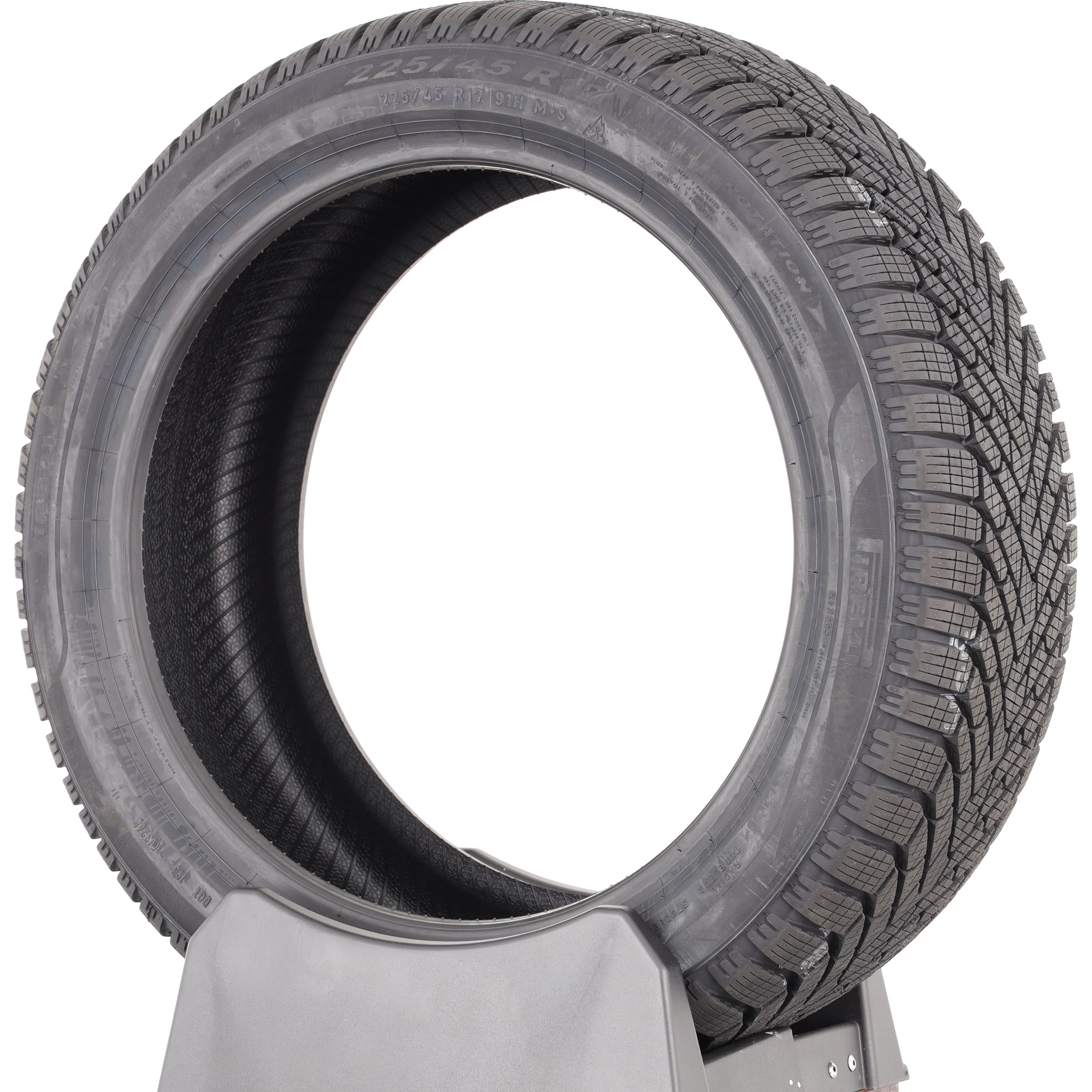 Test Pirelli Cinturato Winter 2 - 225/45 R17 - Pneu - UFC-Que Choisir