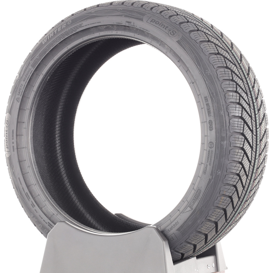 Point S Winter S -  225/40 R18