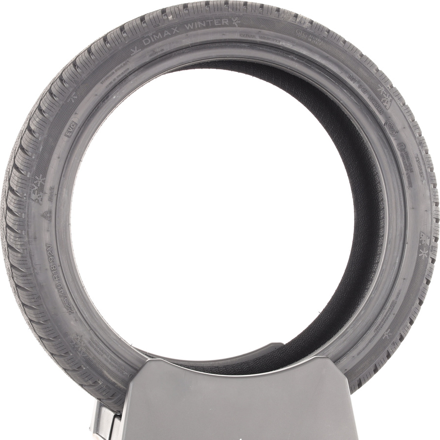 Radar Dimax Winter -  225/40 R18