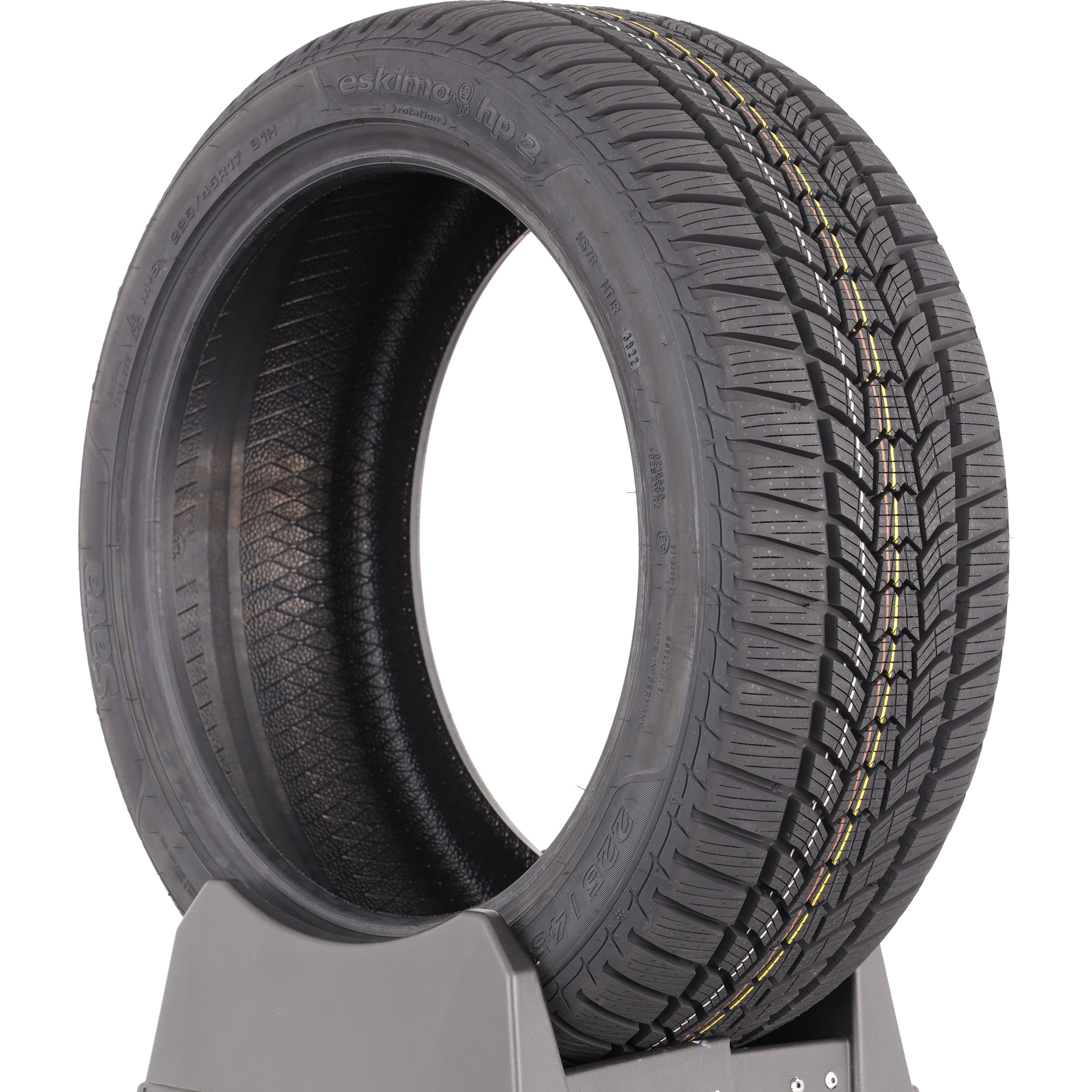 Sava Eskimo HP2 -  225/45 R17