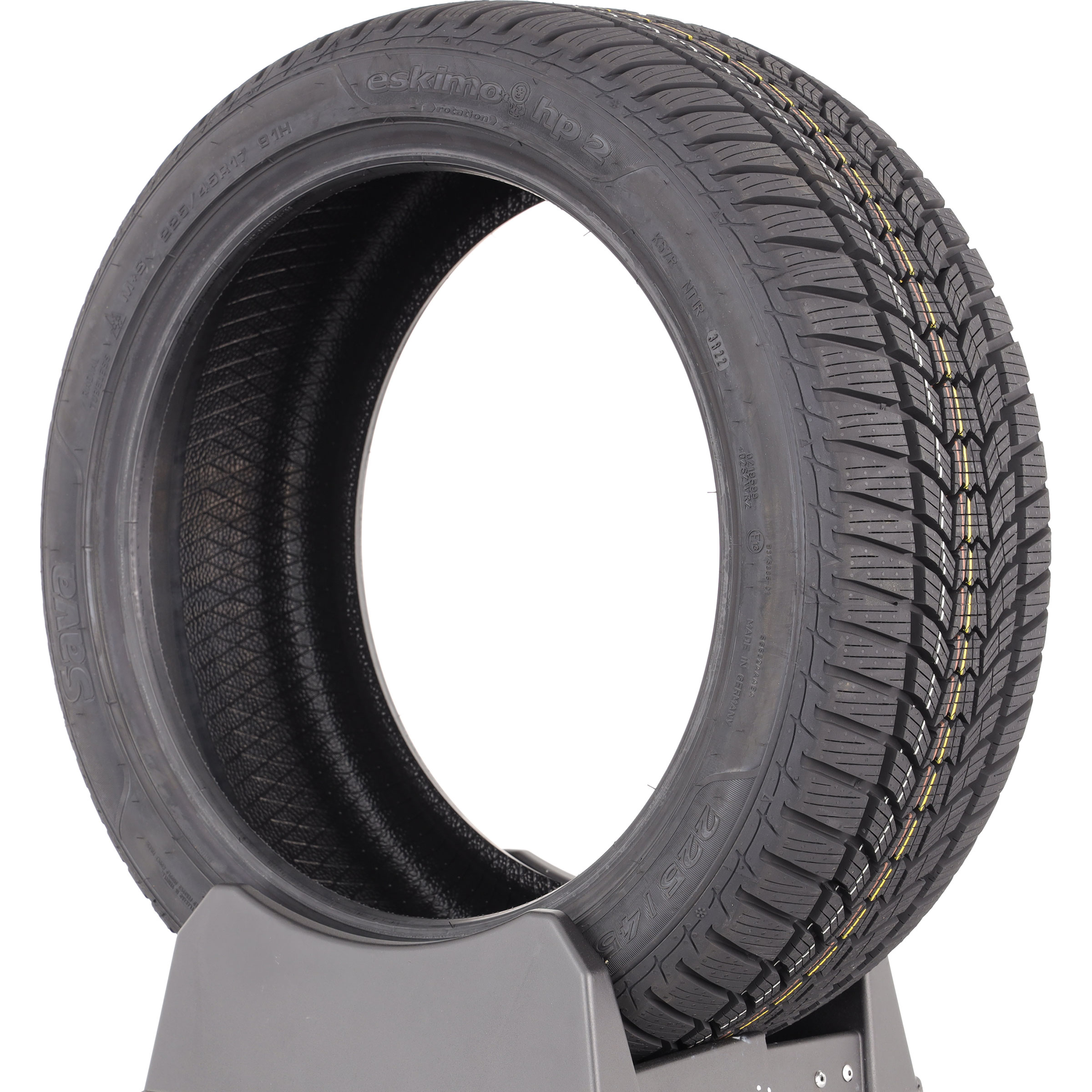 Sava Eskimo HP2 -  225/45 R17
