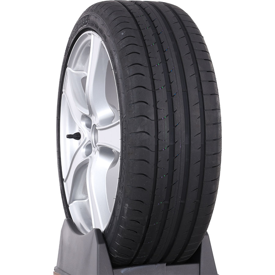 Nokian 245 45. Victra Sport 5. Kumho Ecsta ps71. Michelin 225/40 r18 Pilot Sport 4 RUNFLAT. Maxxis Victra.