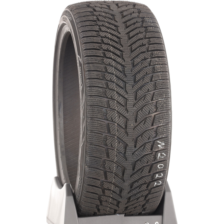 Syron Everest 2 -  225/40 R18
