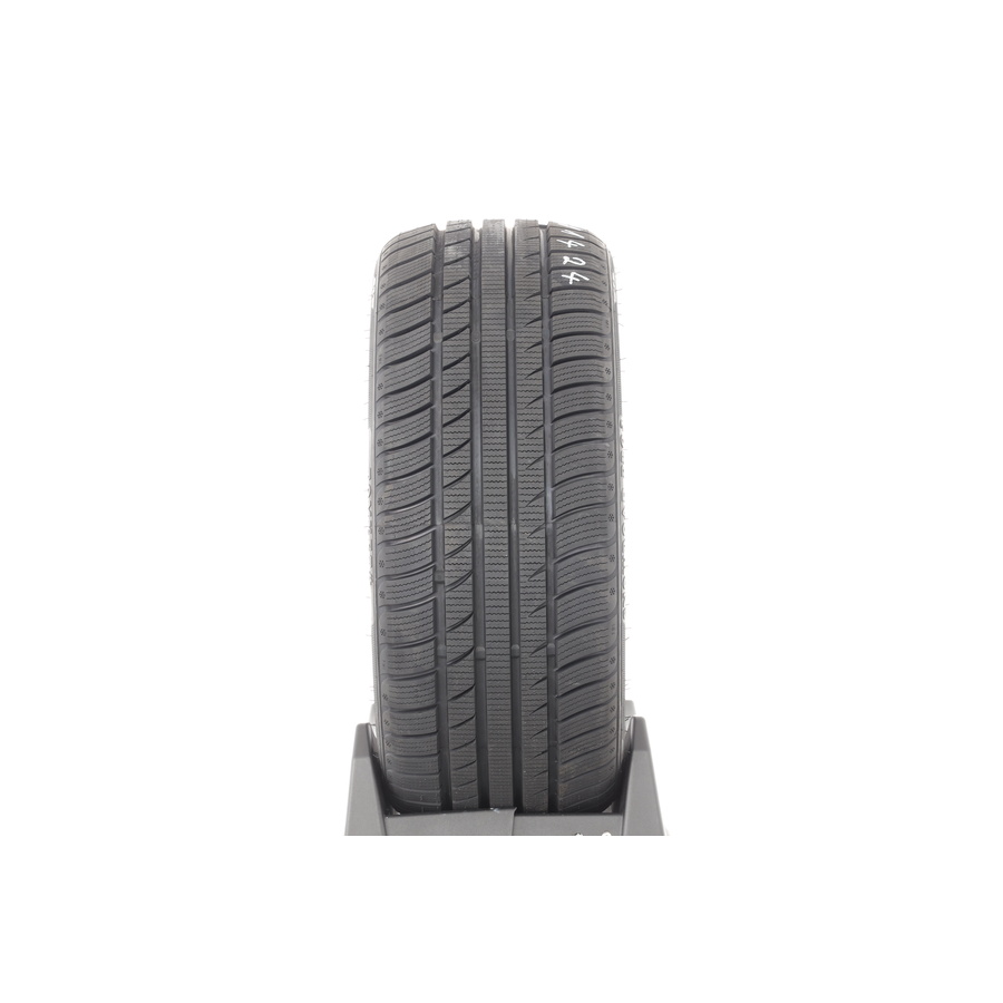 Tomket Snowroad Pro 3 -  225/40 R18
