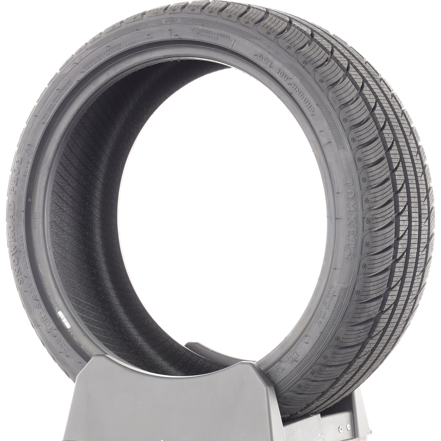 Tomket Snowroad Pro 3 -  225/40 R18