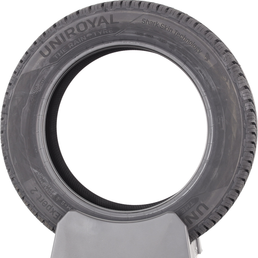 Test Uniroyal AllSeasonExpert 2 205/55 R16 - Pneu - UFC-Que Choisir