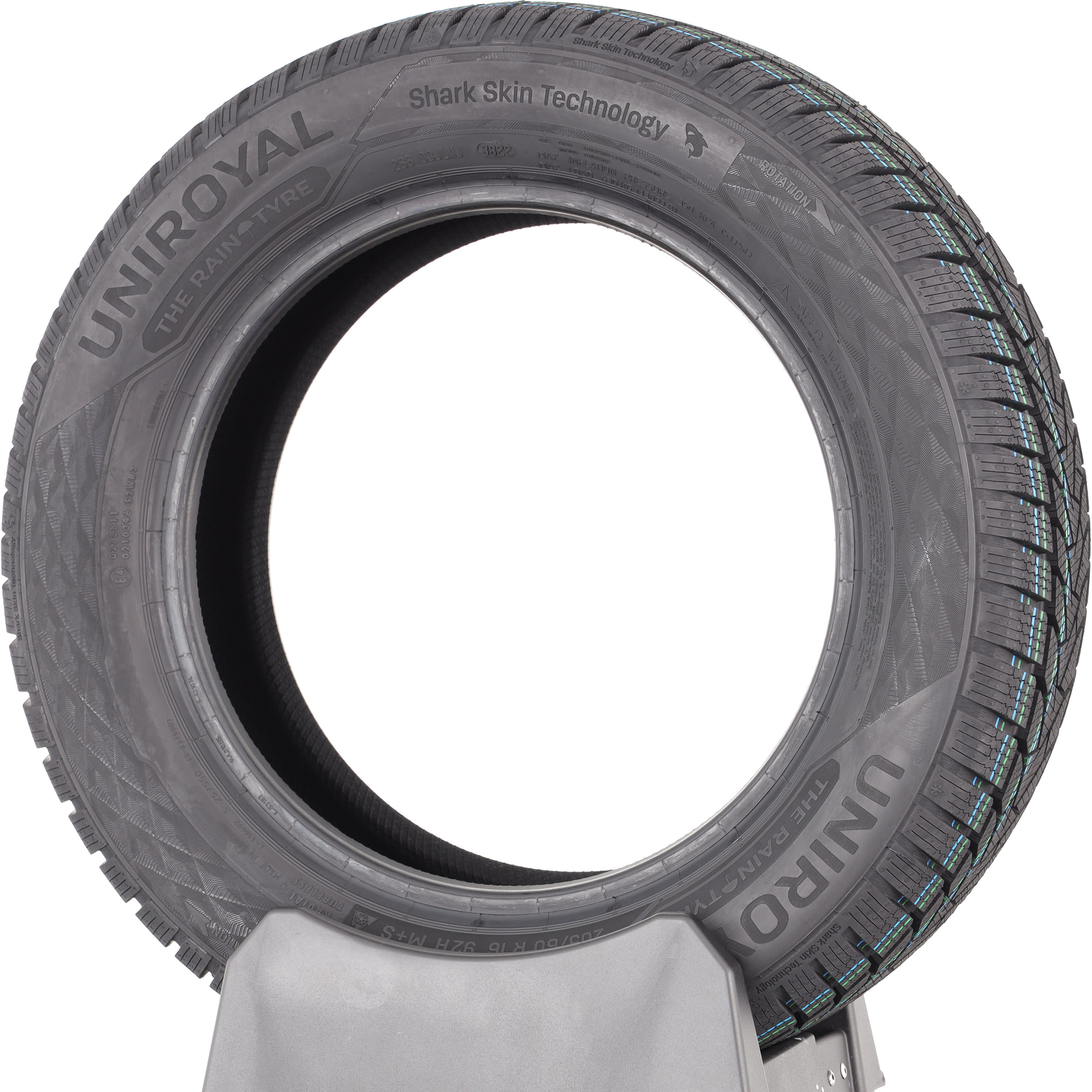 Uniroyal WinterExpert -  205/60 R16