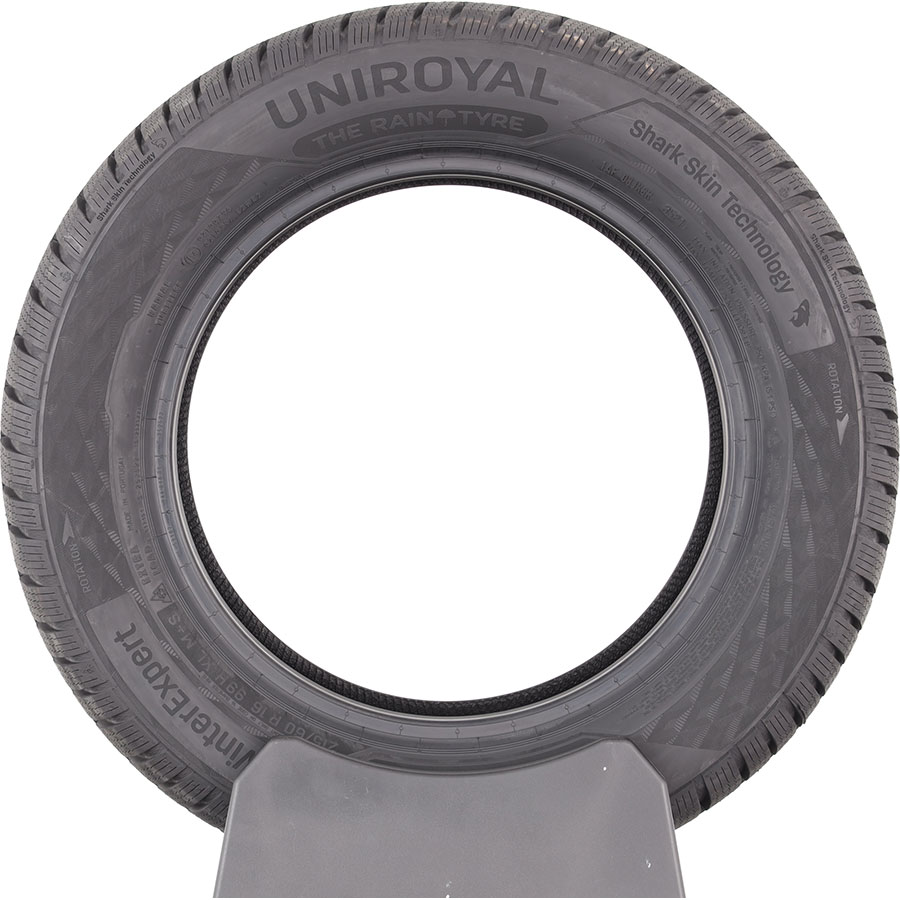 Test Uniroyal WinterExpert 215/60 R16 Pneu UFCQue Choisir