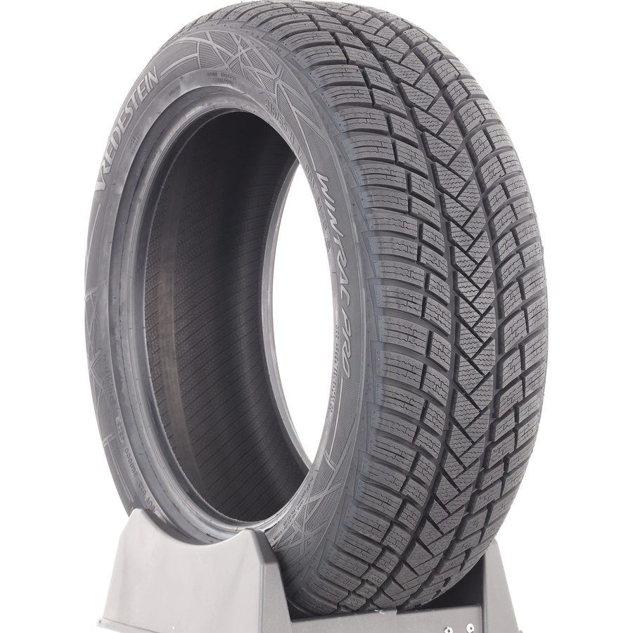 Vredestein Wintrac Pro -  215/55 R17