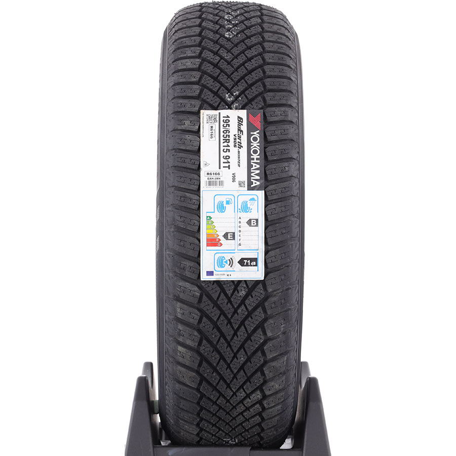 Test Yokohama BluEarth*Winter V906 195/65 R15 - Pneu - UFC-Que Choisir