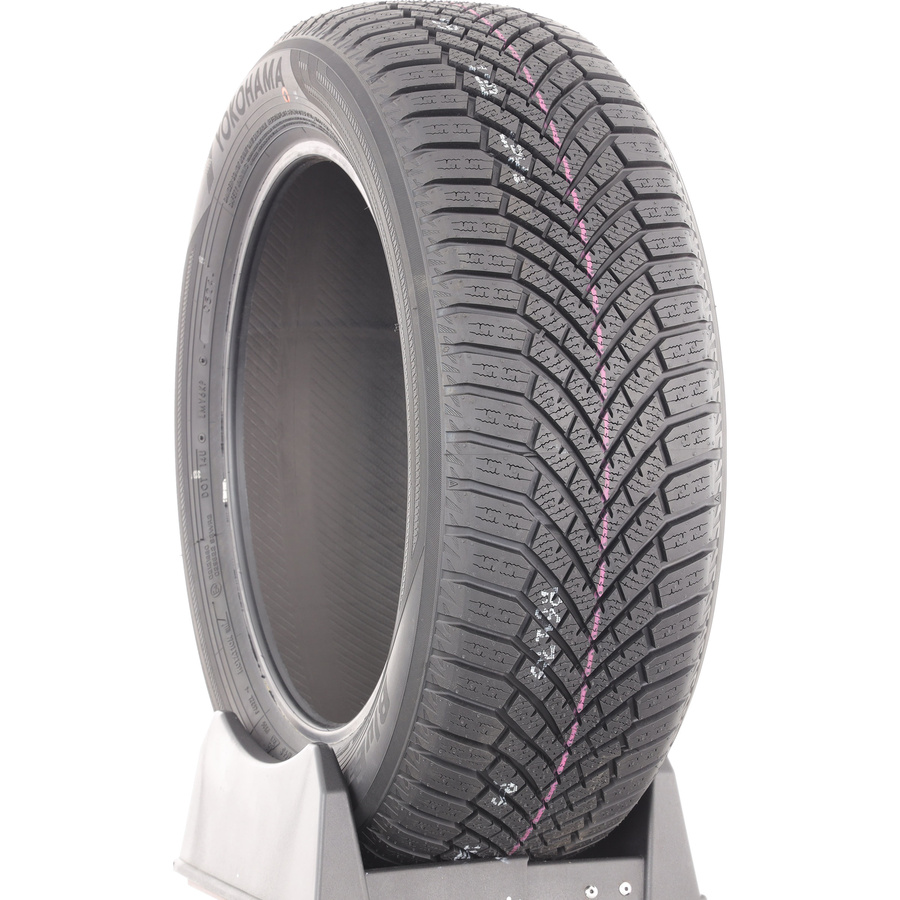 Yokohama BluEarth-Winter V906 -  215/55 R17