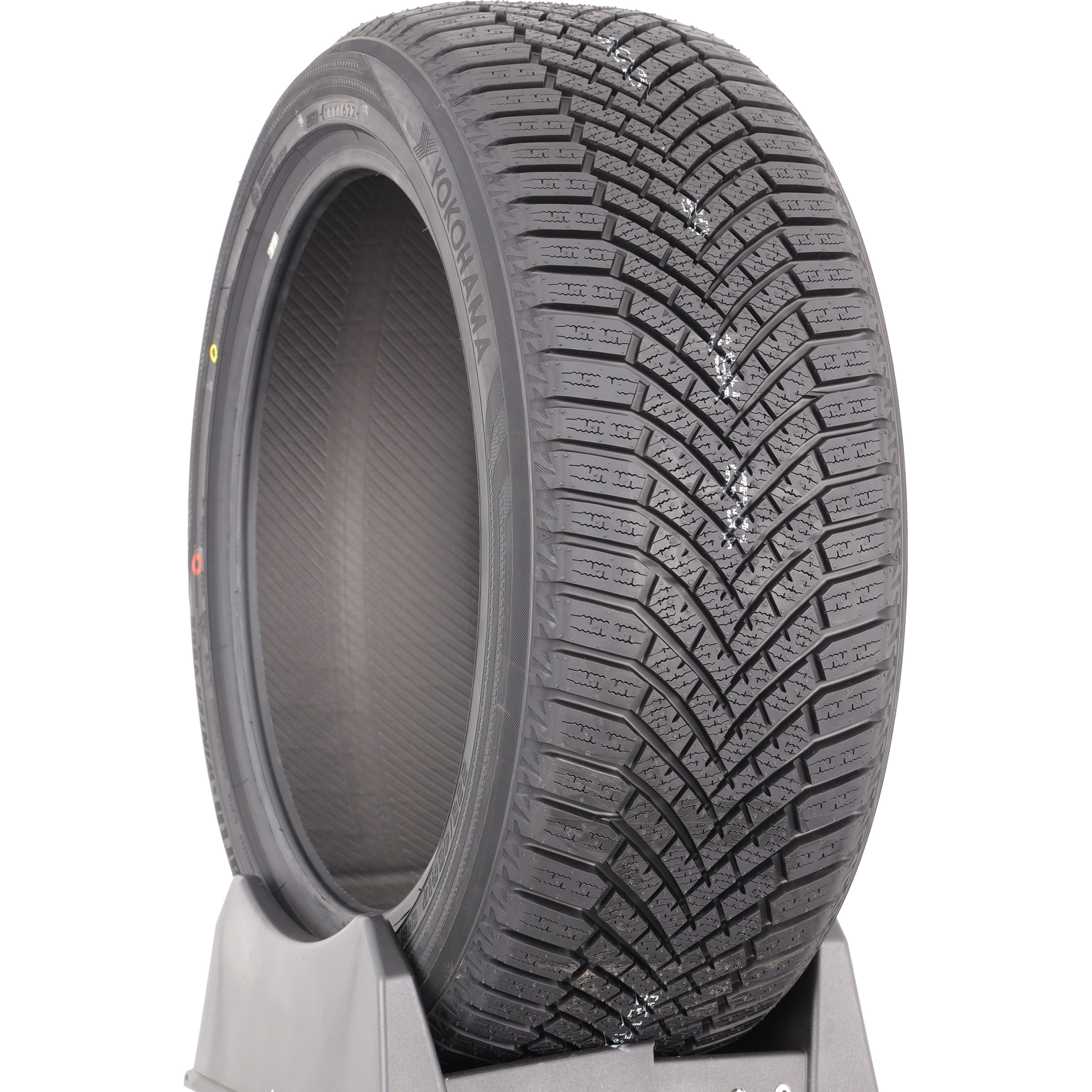 Test Yokohama BluEarth*Winter V906 225/45 R17 - Pneu - UFC-Que Choisir