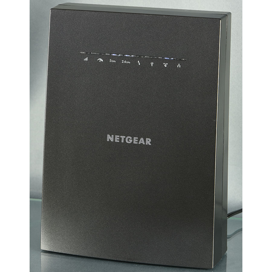Netgear EX8000-100EUS - 