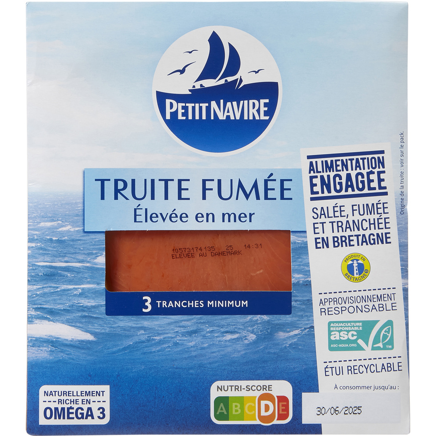 Petit Navire Truite fumée élevée en mer au Danemark