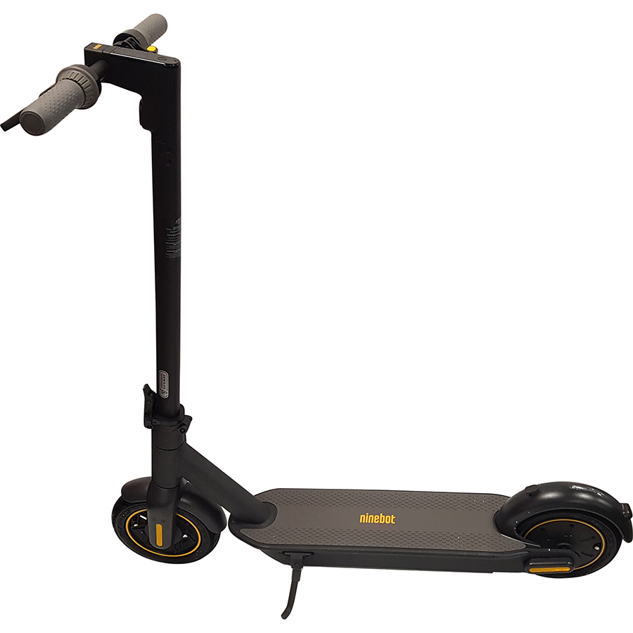 Ninebot KickScooter Max G30 - La KickScooter Max G30 de Ninebot pèse environ 19 kg.