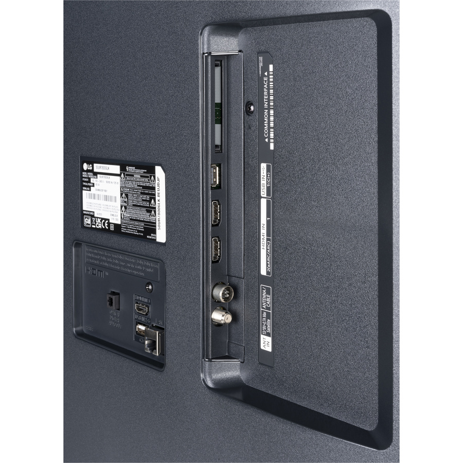 LG 50UR7800 - Connectique