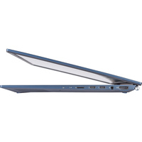 Asus ZenBook 14 UX3402ZA - Vue de droite