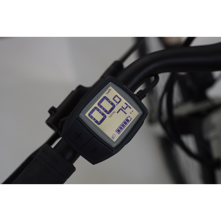 Cube Supreme Hybrid One 500 - Écran de contrôle