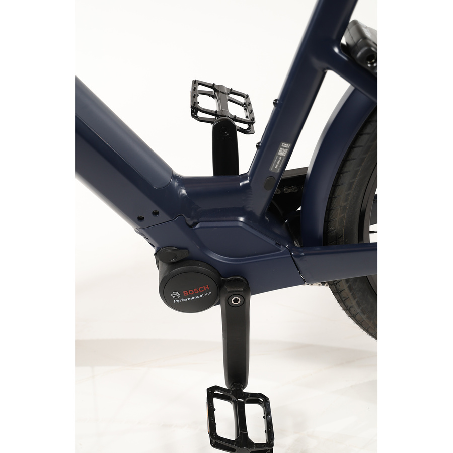 Moustache Lundi 27.2 - Moteur central