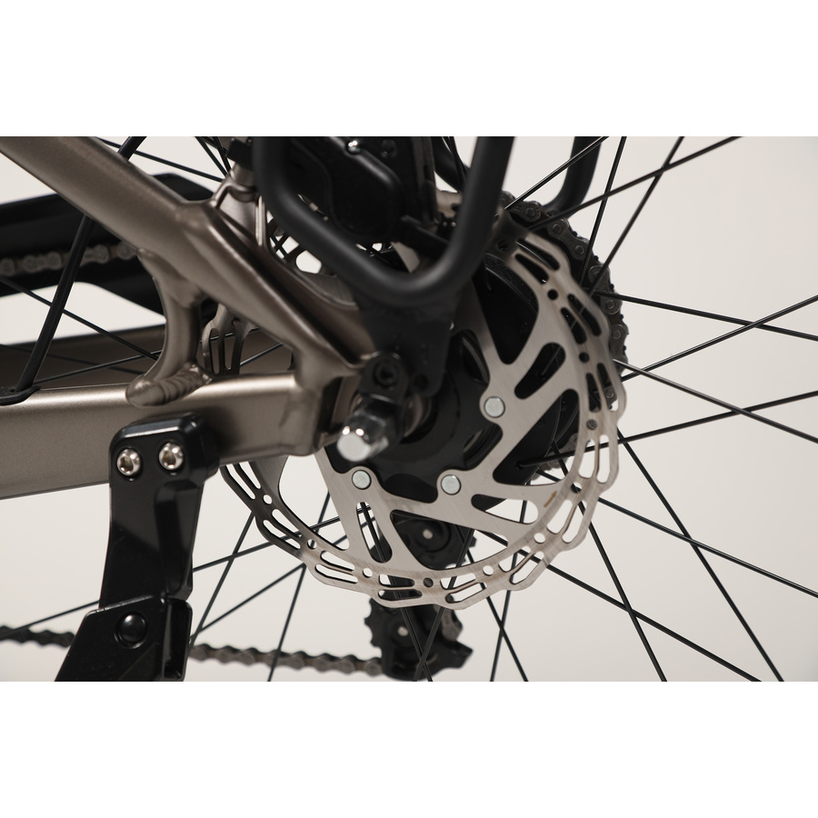 Moustache Samedi 28.3 Open - Frein à disque hydraulique à l'arrière