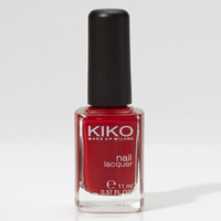 Kiko Nail lacquer 239 vermillon red
- Vue principale