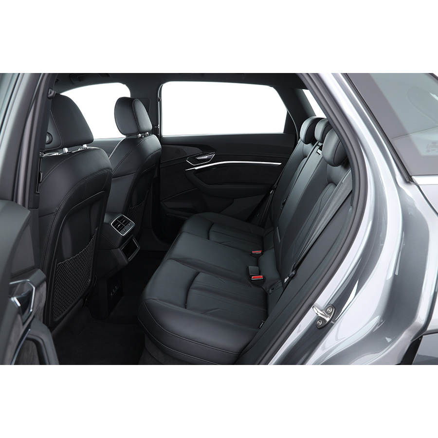 Audi e-tron 55 quattro 408 ch - 