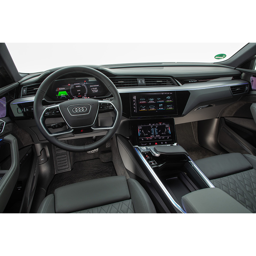 Audi e-tron Sportback 55 quattro 408 ch - 
