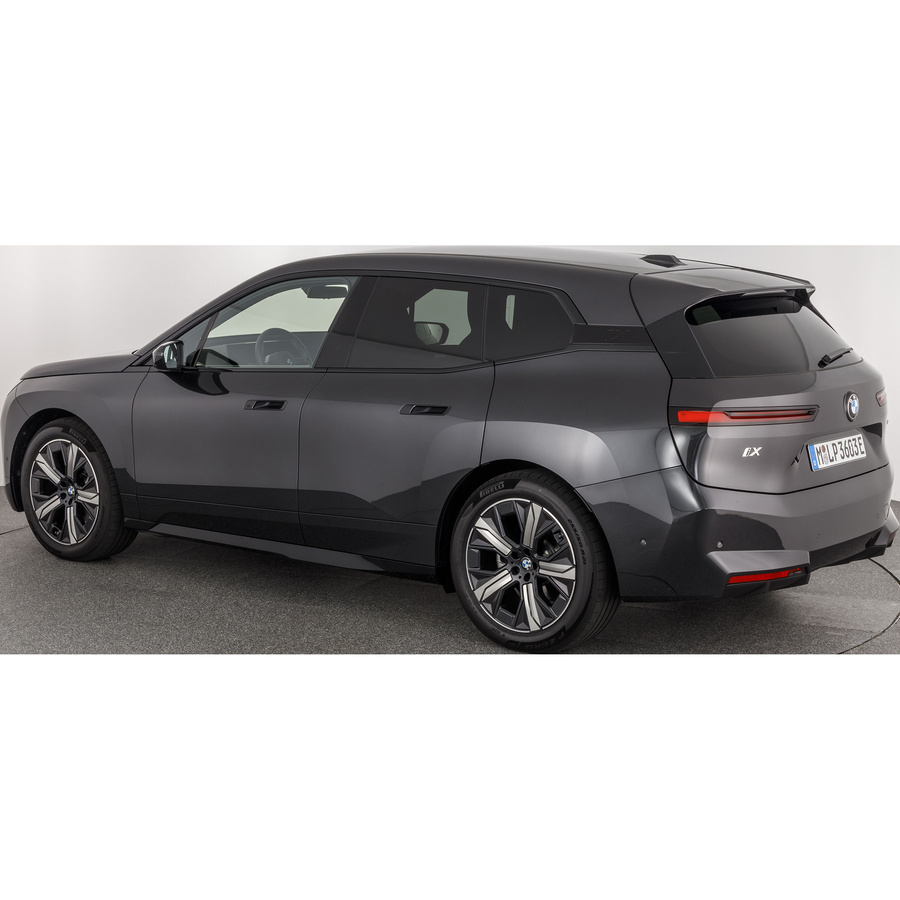 BMW iX xDrive45