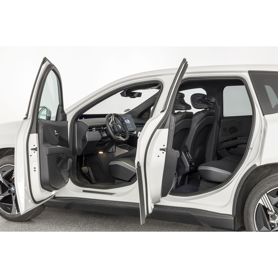 BMW iX3 50 xDrive