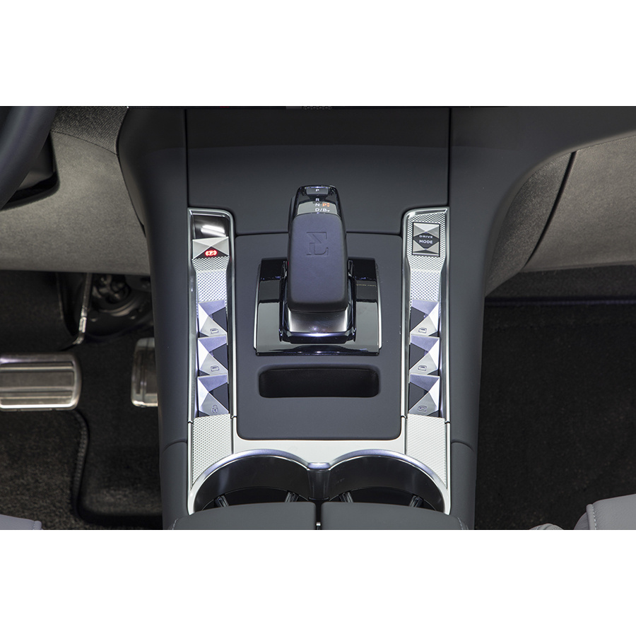 DS Automobiles DS 7 Crossback Hybride E-Tense 300 EAT8 4x4 - 
