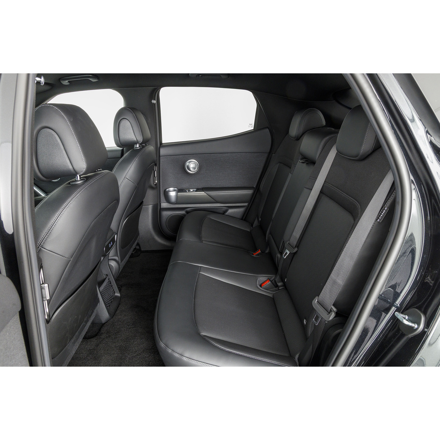 Genesis GV60 229ch - 84kWh Pure RWD