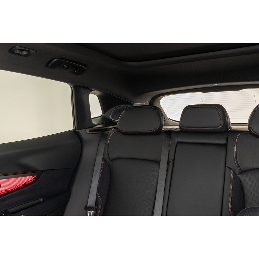 Lynk & Co 08 1.5 PHEV 381 ch