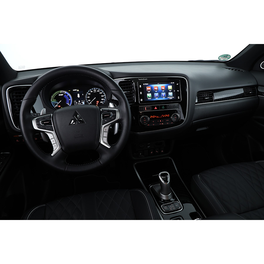 Mitsubishi Outlander 2.4 l PHEV Twin Motor 4WD - 