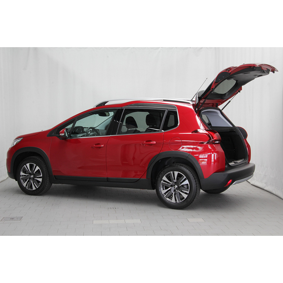 Peugeot 2008 1.2 PureTech 110 Start & Stop EAT6 - 