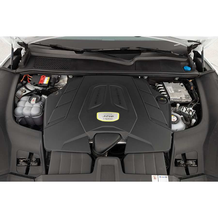 Porsche Cayenne 3.0 V6 462 ch Tiptronic BVA E-Hybrid - 