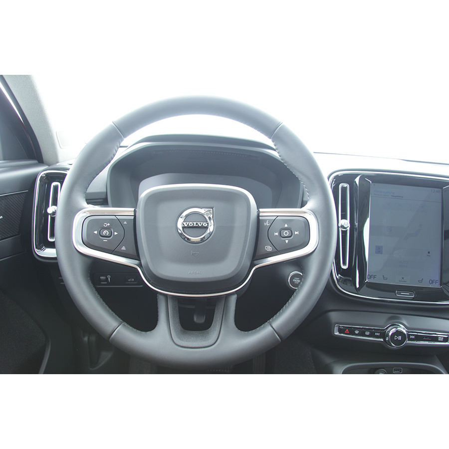 Volvo XC40 D4 AWD AdBlue 190 ch Geartronic 8 - 