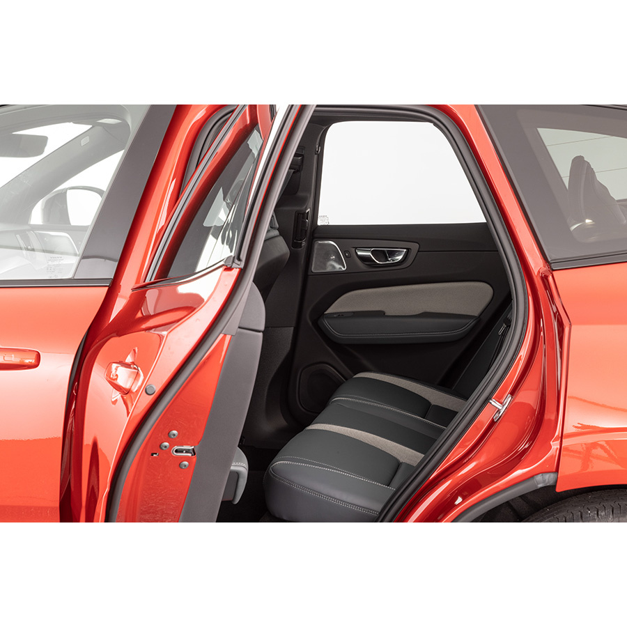 Volvo XC60 B4 197 ch Geartronic 8 - 
