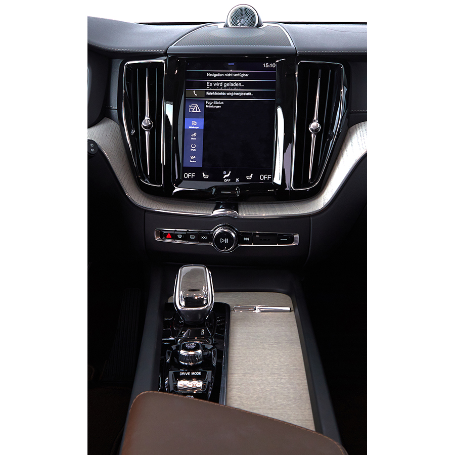 Volvo XC60 B4 AWD 197 ch Geartronic 8 - 