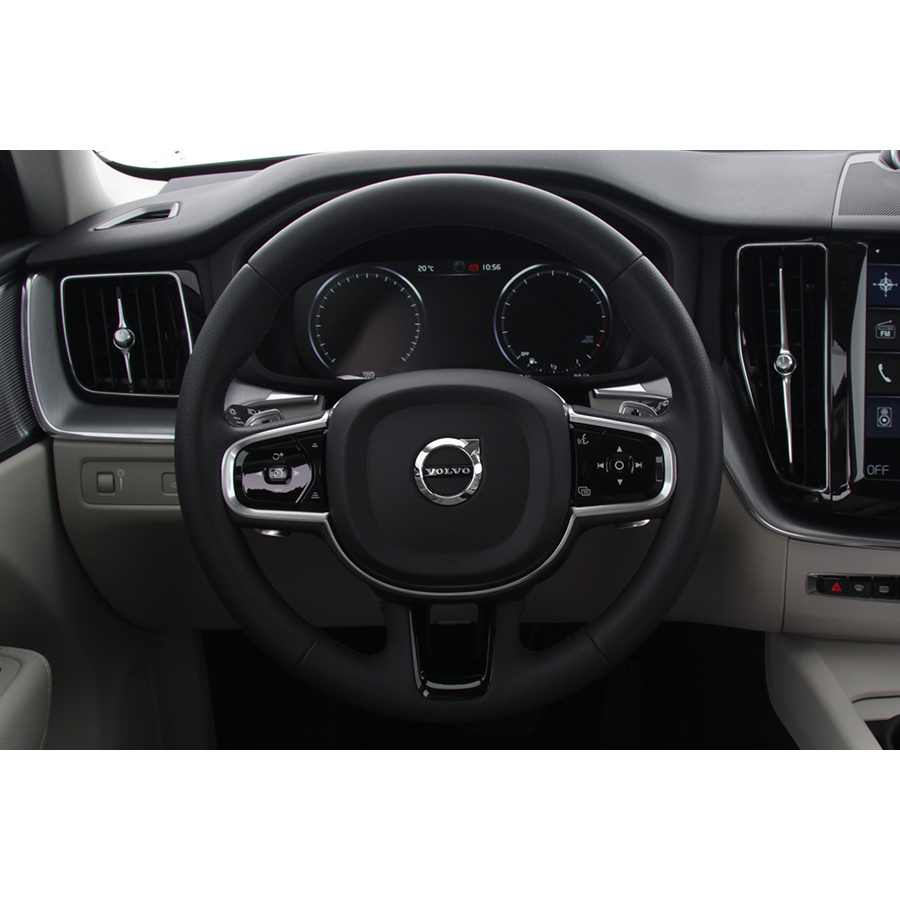Volvo XC60 T5 AWD 250 ch Geartronic 8 - 