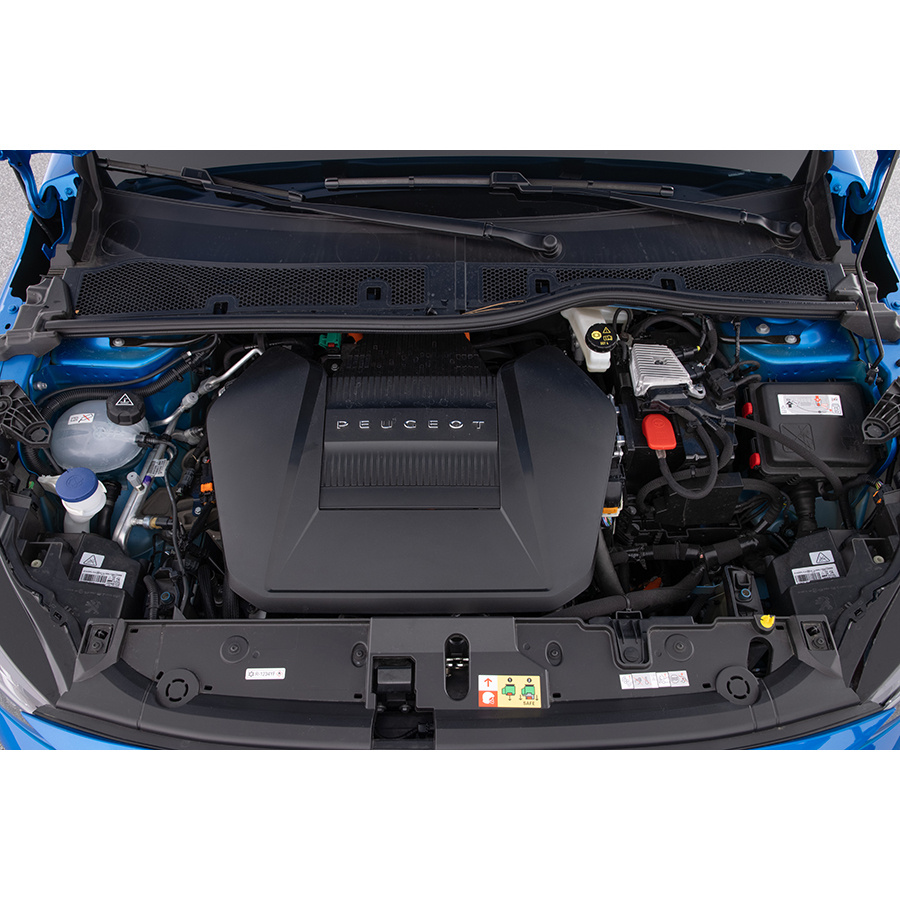 Peugeot e-208 électrique 50 kWh 136ch GT - 