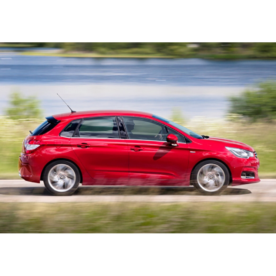 Test Citroën C4 1.6 VTi 120 Essai voiture compacte UFCQue Choisir