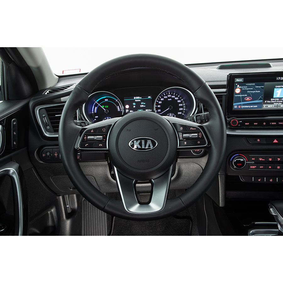 KIA Ceed SW 1.6 GDi 105 ch ISG/ Electrique 60.5ch DCT6