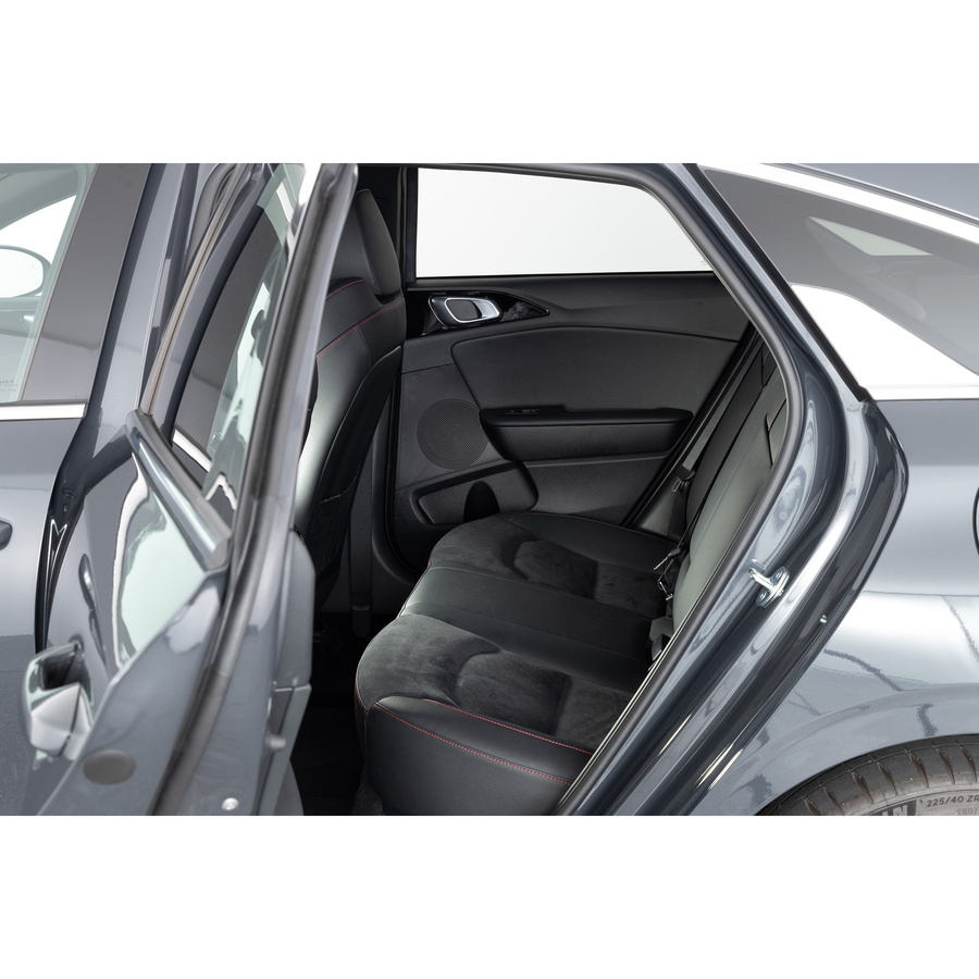 KIA ProCeed 1.6 T-GDi 204 ch DCT7 GT