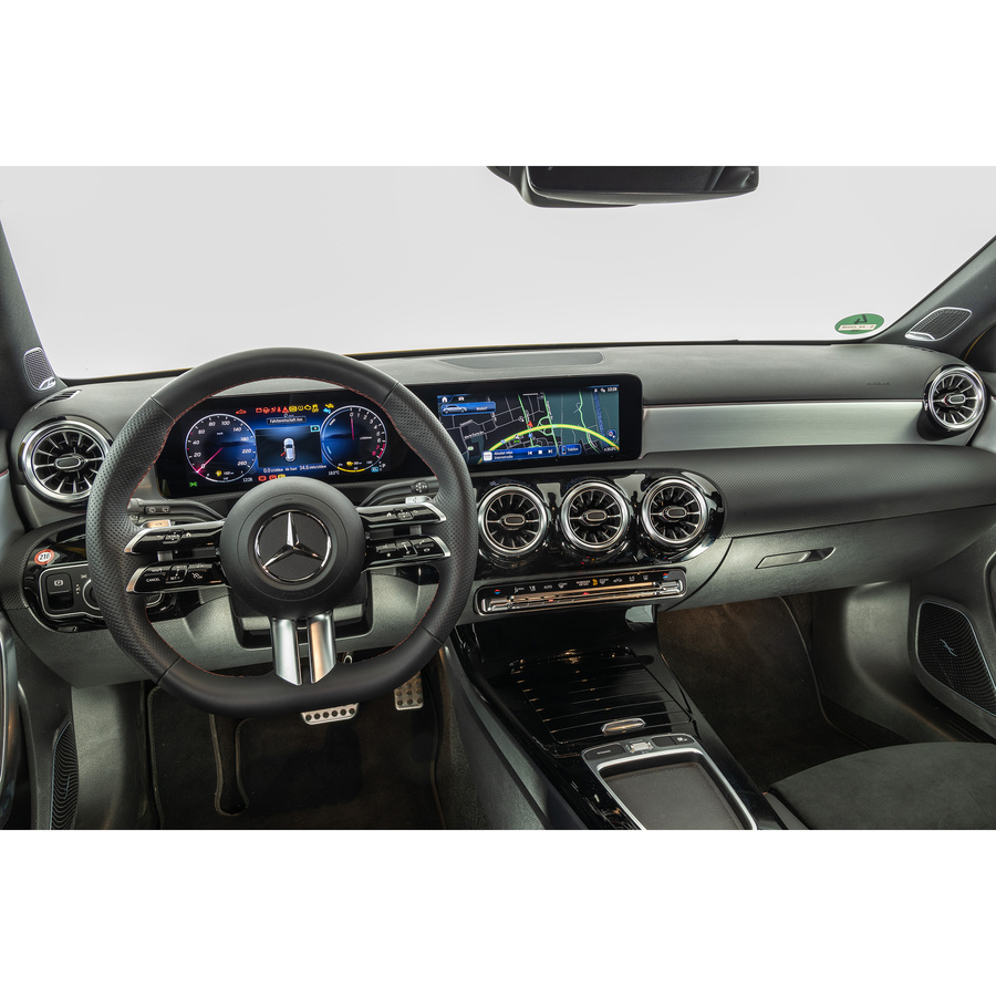 Mercedes Classe A 250 e 8G-DCT AMG Line