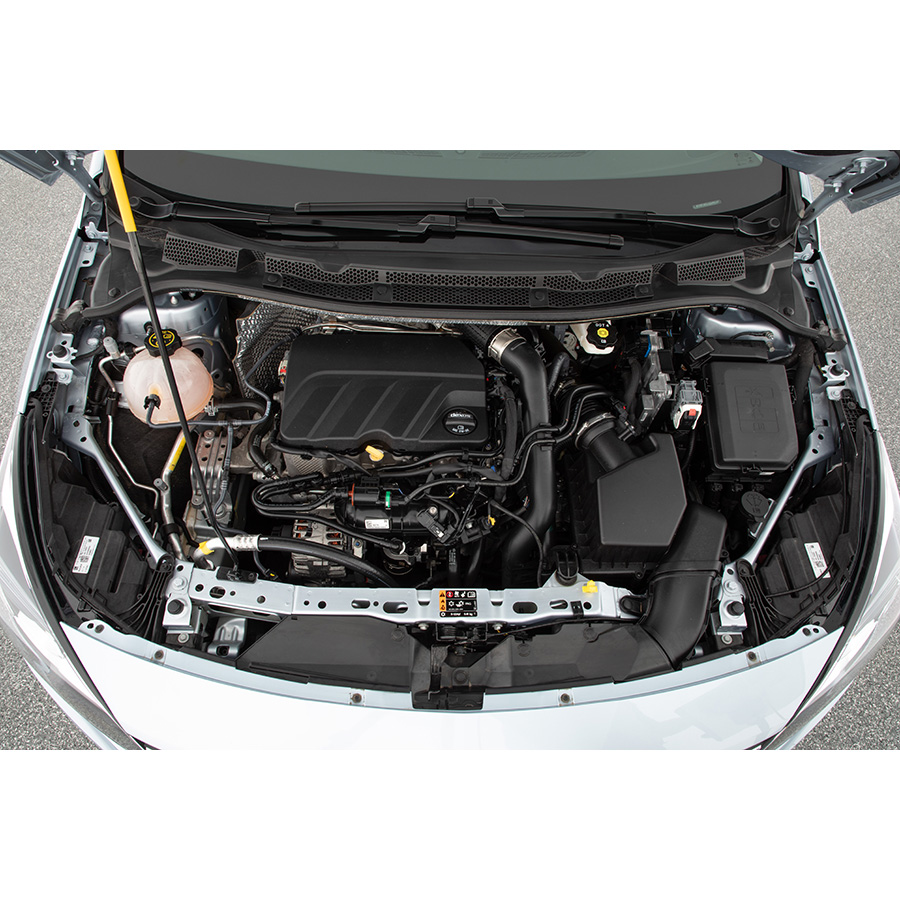 Opel Astra 1.2 Turbo 130 ch BVM6 - 