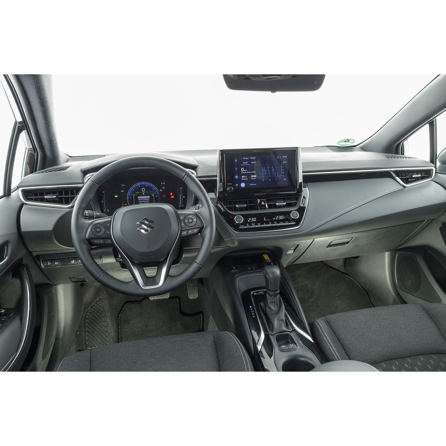 Suzuki Swace 1.8 Hybrid