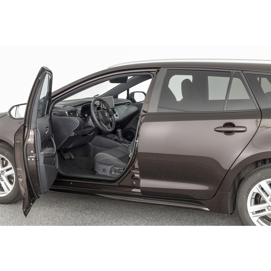 Suzuki Swace 1.8 Hybrid