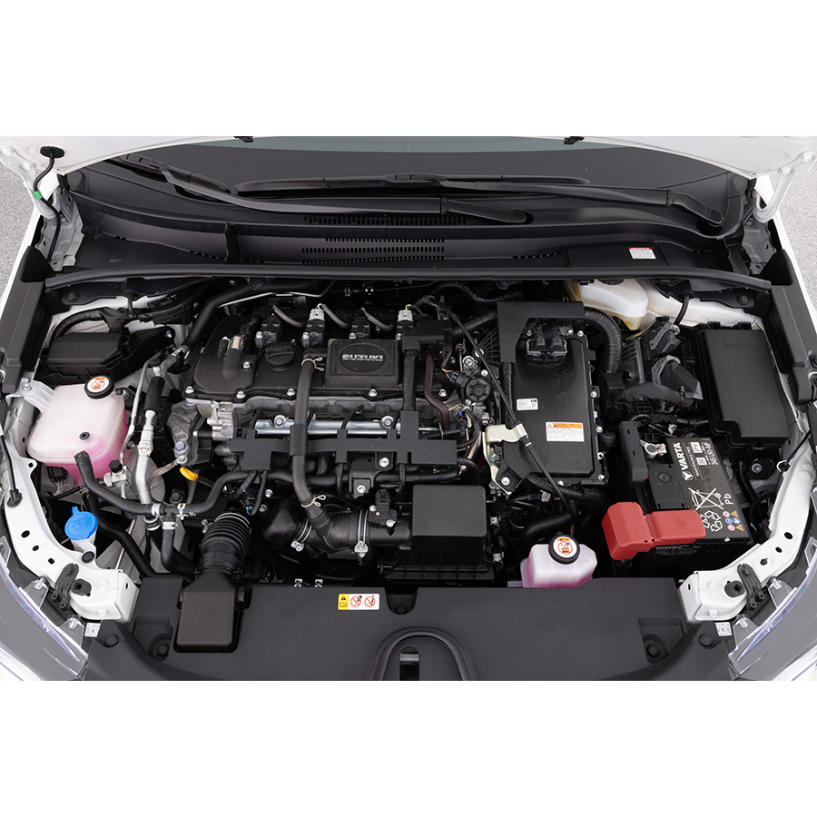 Suzuki Swace 1.8 Hybrid - 