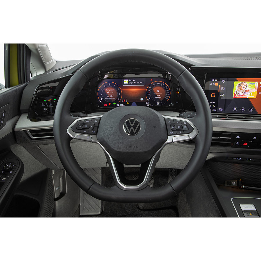 Volkswagen Golf 1.0 eTSI OPF 110 DSG7 - 