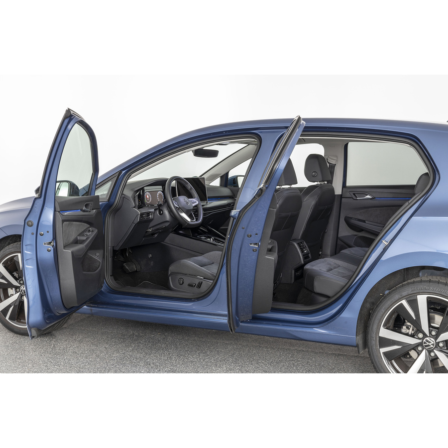 Volkswagen Golf 1.5 eHybrid 204 DSG6